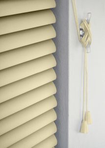 PVC Standard Drop Cream Venetians